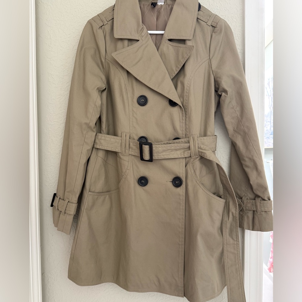 Classic Tan Double-Breasted Trench Coat